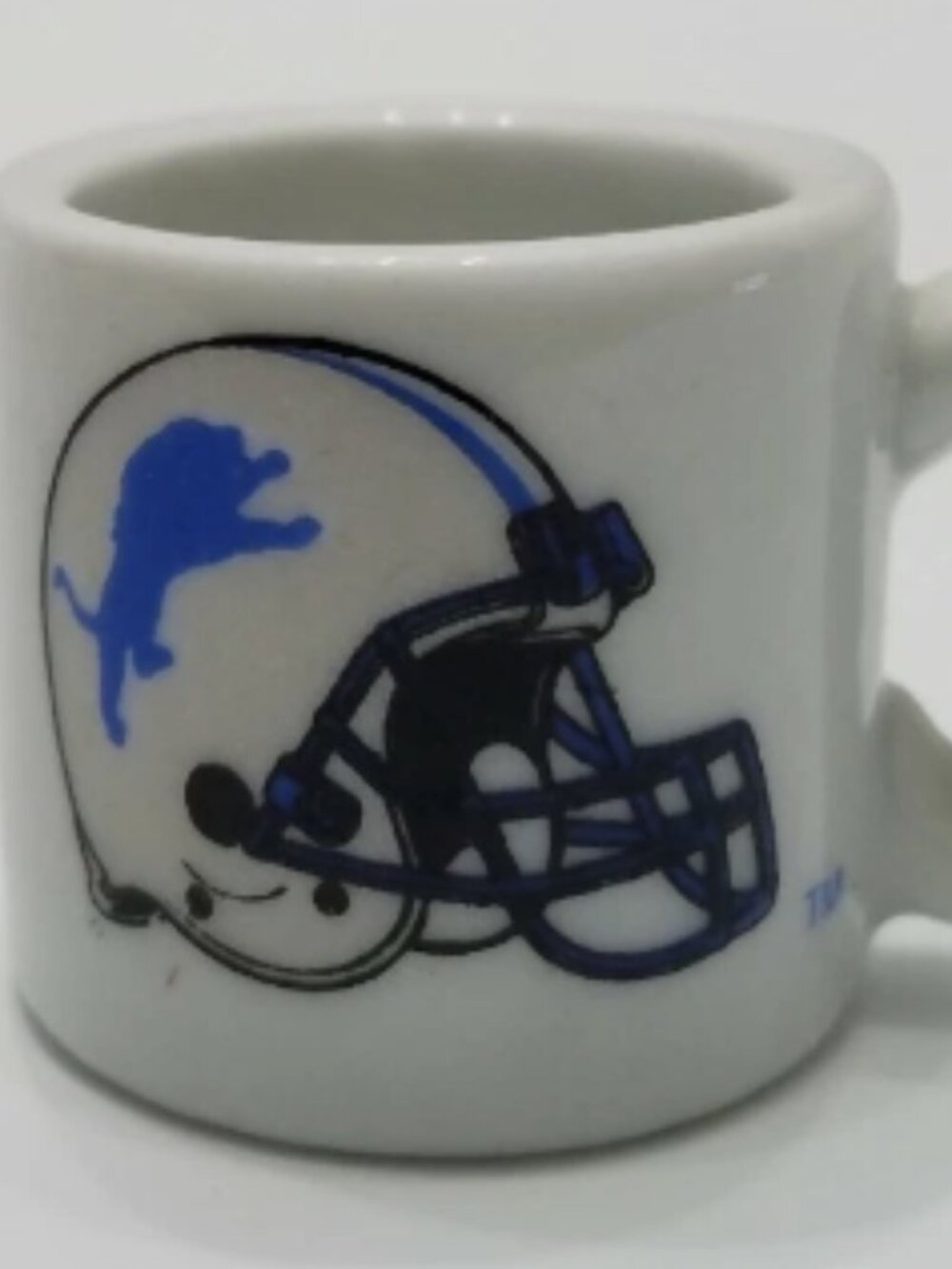 Vintage NFL Detroit Lions 1.25-inch mini ceramic mug